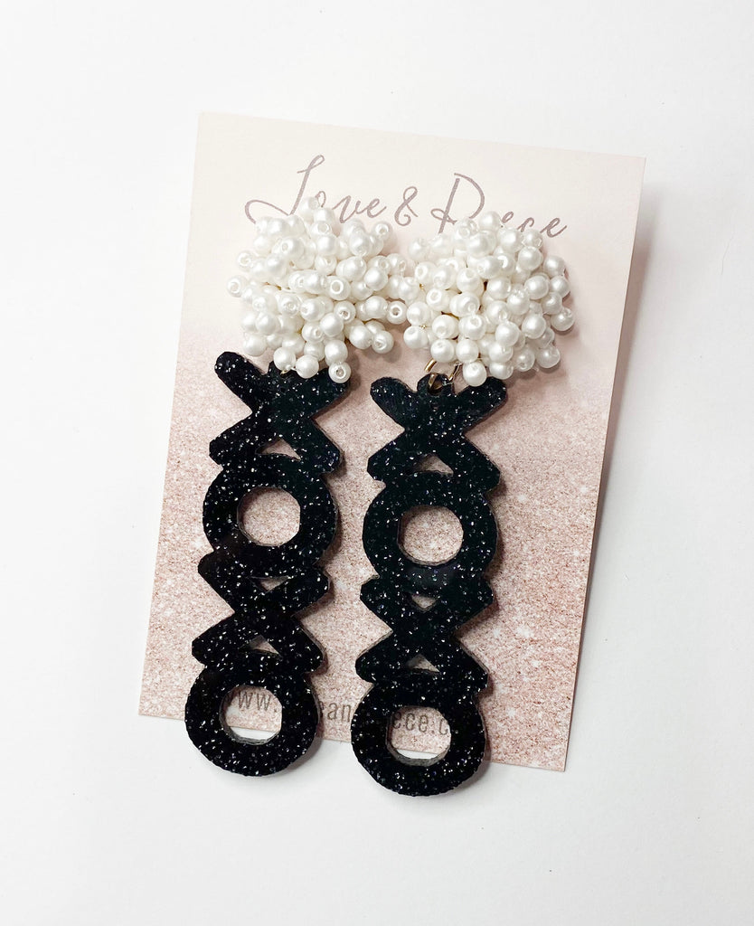 Valentine’s Day Beaded XOXO Earrings
